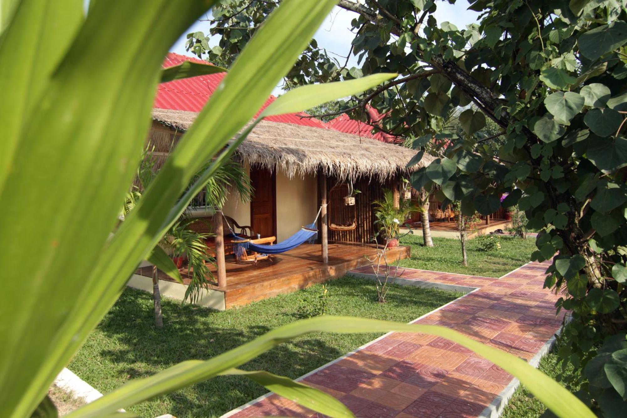 Sunset Lounge Hotel Sihanoukville Phòng bức ảnh